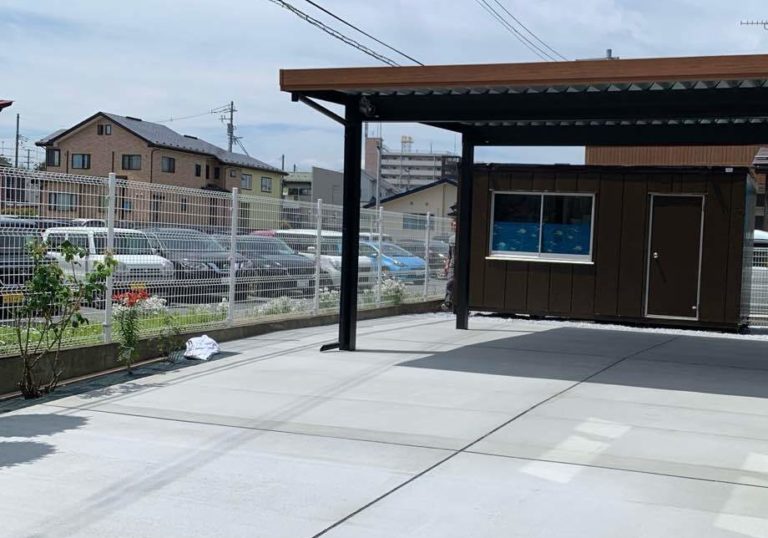八戸市・十和田市・三沢市で駐車場のリノベも「わが家のリノベ」　 駐車場を砕石から土間コンへ　　　　　　　